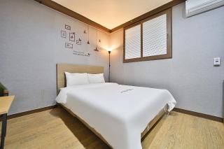 Cheonan Seongjeong J Hotel - Cheonan - 0