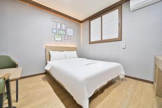 Cheonan Seongjeong J Hotel - Cheonan - 9