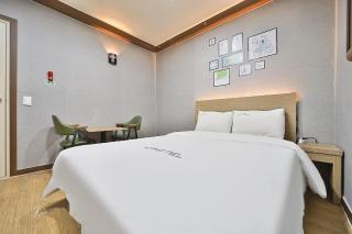 Cheonan Seongjeong J Hotel - Cheonan - 8