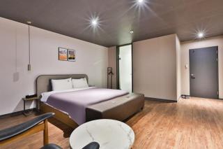 Busan Jeonggwan Hotel Seven Bricks - 7