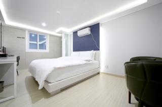 Daegu Dongseongro Sweet Hotel - Daegu - 8