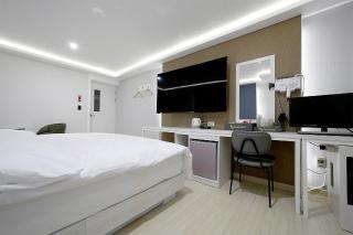 Daegu Dongseongro Sweet Hotel - Daegu - 4