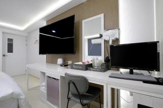 Daegu Dongseongro Sweet Hotel - Daegu - 2