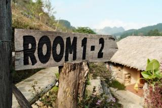 HUA TẠT HMONG Retreat - 2