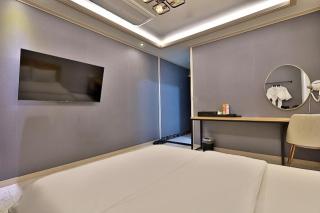 Gyeongju Cream Hotel - Gyeongju - 3