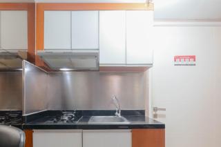 Modern 2BR Apartment for 4 Pax at Springlake Summarecon By Travelio - 5