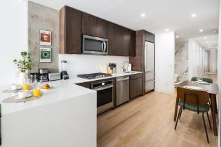 Luxury Full Floor Chelsea with WasherDryer 2bd - New York - 9