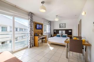 Comfort Aparthotel Antibes Le Maestria - Antibes - 6