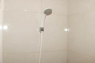 Homey and Cozy Studio Apartment at Elvis Tower By Travelio - 2