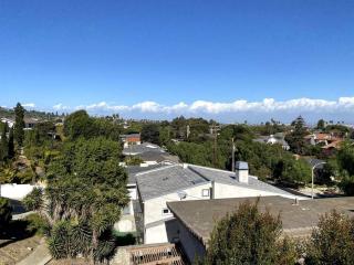 Hilltop Oasis Near Palos Verdes - San Pedro - 1