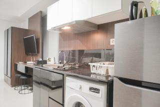 Nice and Comfort Studio at West Vista Apartment By Travelio - Jakarta - 2
