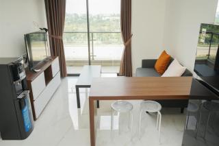 Comfort and Minimalist 2BR at Sky House BSD Apartment By Travelio - 3