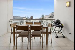 Surfers Paradise, Manly Beach I90 - Sydney - 6