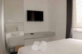Comfort 2BR Apartment at Mediterania Palace Residence By Travelio - 1