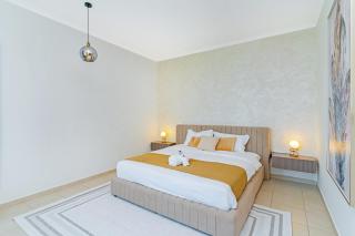 Luxury 2BR Full Burj Khalifa & Fountain Views - Downtown - 7