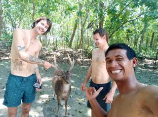 Ayolah surf House &Surf Camp - Jembrana - 3