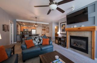 Premium Unit 4285 Fraser Crossing Founders Pointe condo - 8