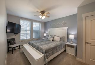 Premium Unit 4285 Fraser Crossing Founders Pointe condo - 2