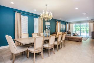 Last Minute Disney Getaway! Private Pool, Hot Tub & Games Room. Book Now! #31744 - Orlando - 3