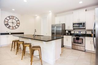 Last Minute Disney Getaway! Private Pool, Hot Tub & Games Room. Book Now! #31744 - Orlando - 1