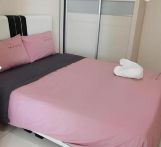 Mansion One Luxurious Seaview Vacation Homes - George Town - 3
