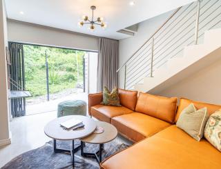 Sunbird - Walk To Beach - In Town - Fast Wifi - 3