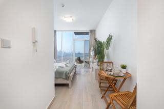Bright and Stylish studio in JVC with skyline view - 9