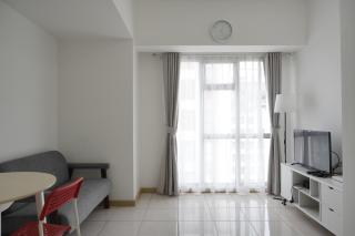 Elegant 1BR Apartment at M-Town Residence near Summarecon Mall By Travelio - 5