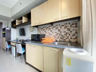 Cozy Studio Room No Kitchen at Skyland City Jatinangor Apartment By Travelio - Sumedang - 2