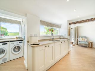 Rose Garden Cottage - 3