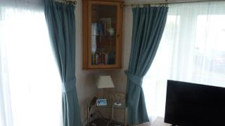 Disabled access C10 Millfields caravan park 2 double beds lead person must be over 30 - Ingoldmells - 2
