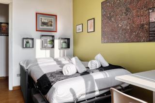 City View, Elegant Apartment in Milan's Rooftops - Milan - 5