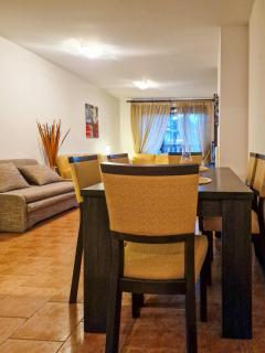 Cozy 2-Bedroom Stay with Parking in OLD INN Bansko by Flat Mаnager - Bansko - 2