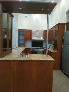 Luxury Spacious Flat In The Heart of Baku - Bakoe - 4