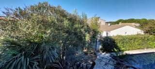 Petit appartement 2 chambres avec terasse dans villa grimaude - 7