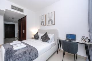 Elegant Studio I Balcony & Sofa Bed I Downtown - Dubai - 3