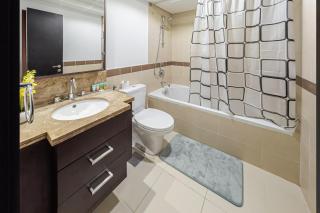 Elegant Studio I Balcony & Sofa Bed I Downtown - Dubai - 4