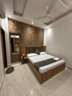HOTEL RS Inn - Amritsar - 9