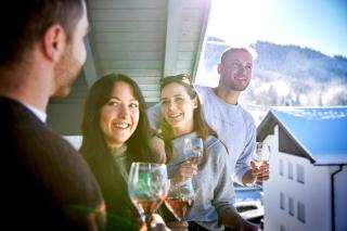 BergBuddies - Übernachtung inklusive kostenlosen Bergbahntickets und vielem mehr - 1