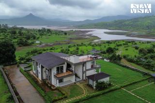 StayVista at Evara Villa - Pool, BBQ and Bonfire - Lonavala - 8