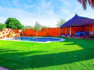Chalet con Piscina Privada y Amplio Jardín en El Puerto de Santa María - Solo Familias y Parejas - El Puerto de Santa María - 8