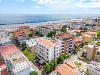 Hotel Nobel - Rimini - 4