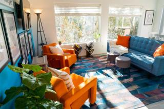 Artsy Half-House, Walk to Hiking Trails &Wine Bars! Yard, Firepit - 4