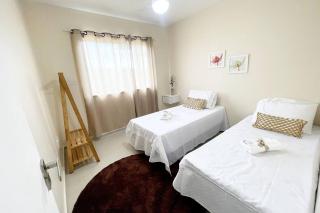 CASA BELA - a 350m do Centro de Miguel Pereira com piscina e churrasqueira 12 pessoas - Miguel Pereira - 3