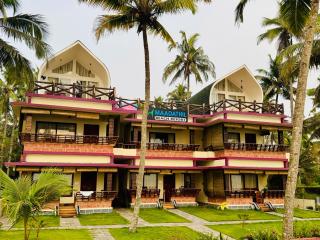 Maadathil Cottages & Beach Resort - Varkala - 9