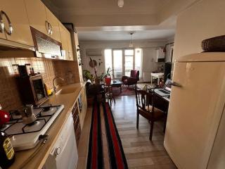 Cozy Flat to Taxim, Beyoglu, Pera, Galata - Istanbul - 2