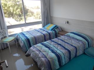 Apartamento 2 dormitorios a metros de la playa Colonia del Sacramento - 1