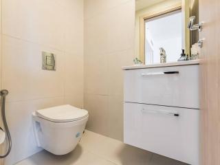 Modern Spacious- 2 BR with Pool & Gym- Luma 22 JVC - Dubai - 3