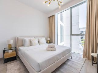 Modern Spacious- 2 BR with Pool & Gym- Luma 22 JVC - Dubai - 7