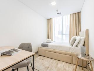 Modern Spacious- 2 BR with Pool & Gym- Luma 22 JVC - 4